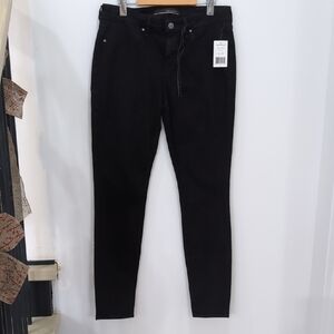 RICH & SKINNY | Women's Black Tar Marilyn Skinny Mid-Rise Stretchy Jeans